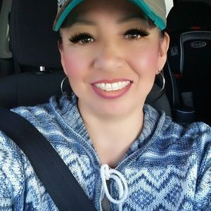 Meet your Posher, Earlene